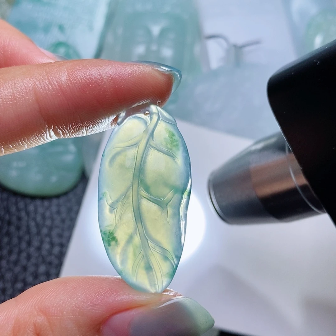 定制翡翠未镶嵌毛货付款后确认抛光