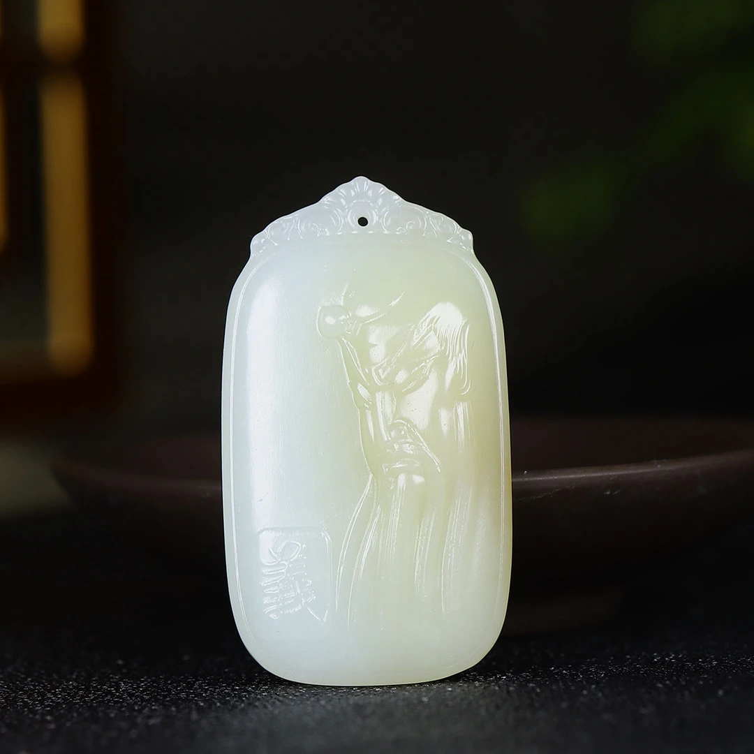 1231169和田玉糖白关公