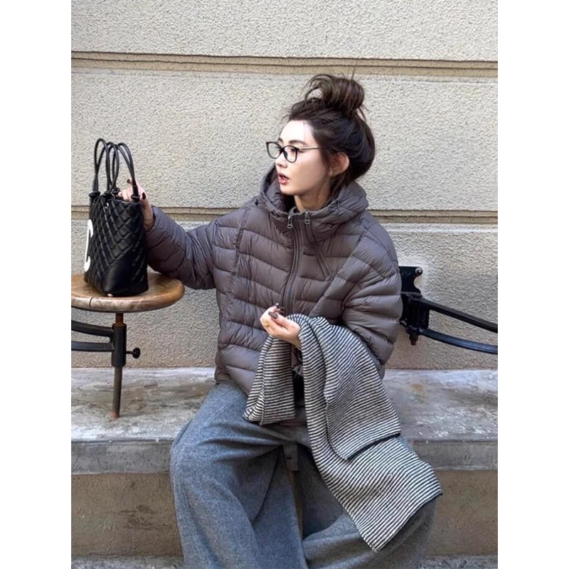 韩版超好看灰色连帽棉服女2026秋冬季新款穿搭独特漂亮宽松外套