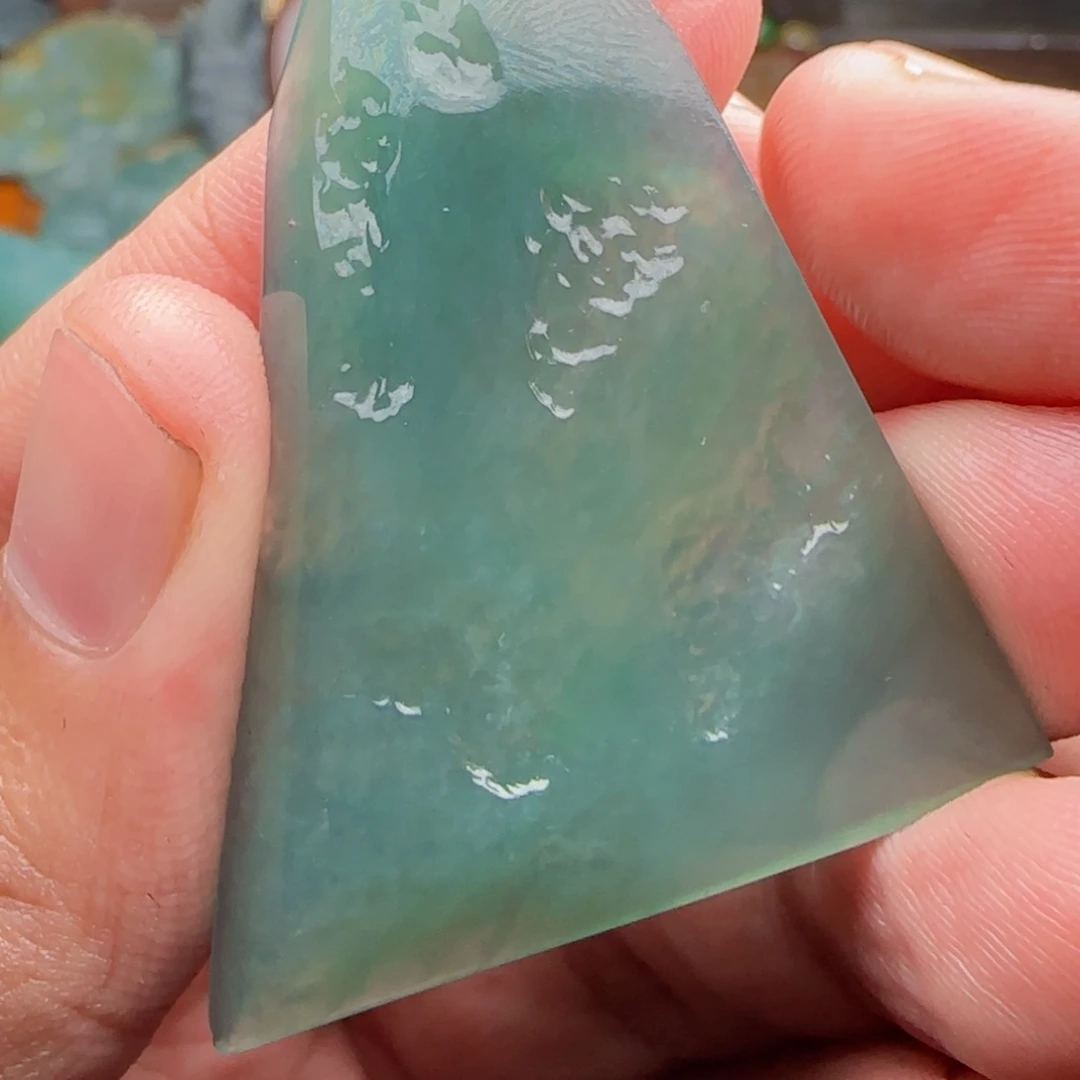 定制翡翠未镶嵌不包工