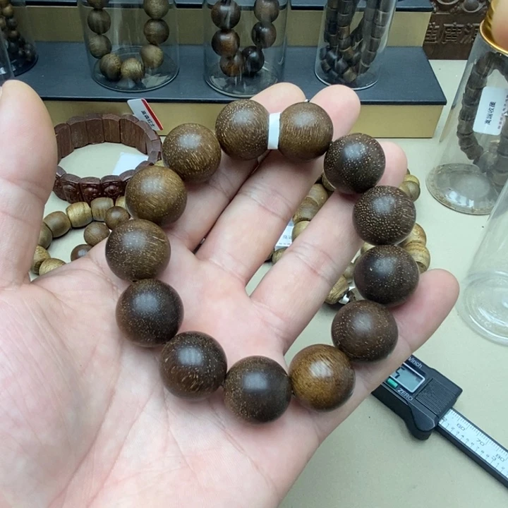 沉香碎屑沉香越南富森野生红土17