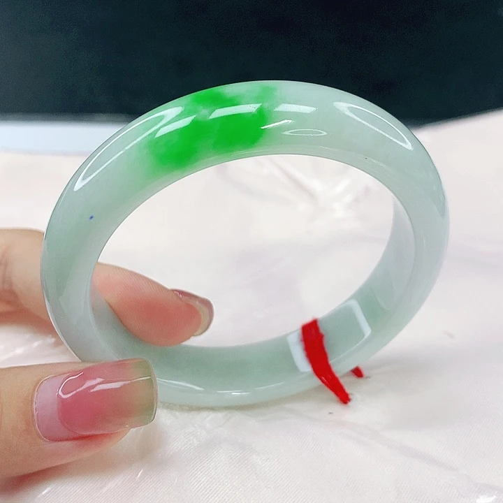 翡翠未镶嵌手镯圈52.8，13016