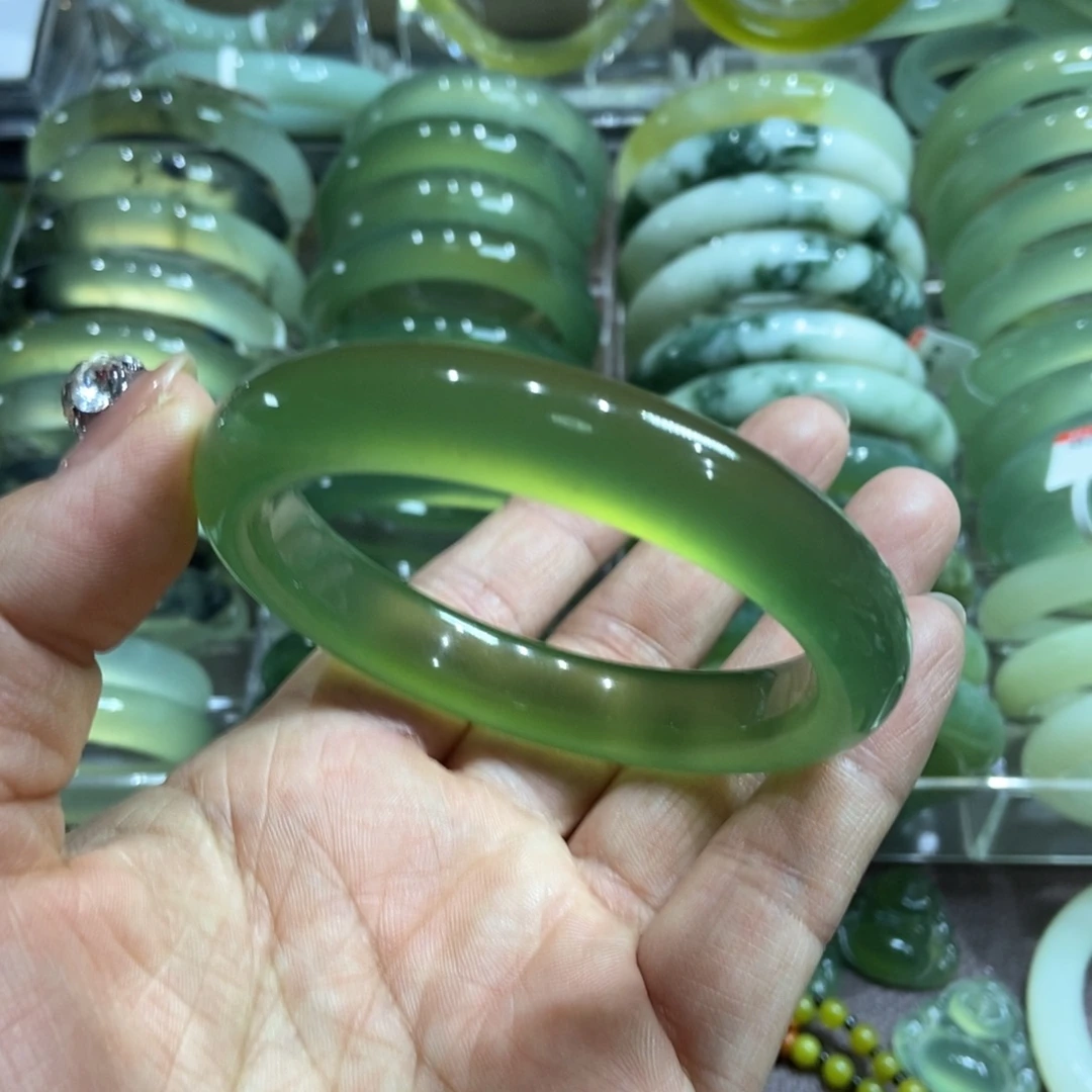 岫玉未镶嵌手镯60