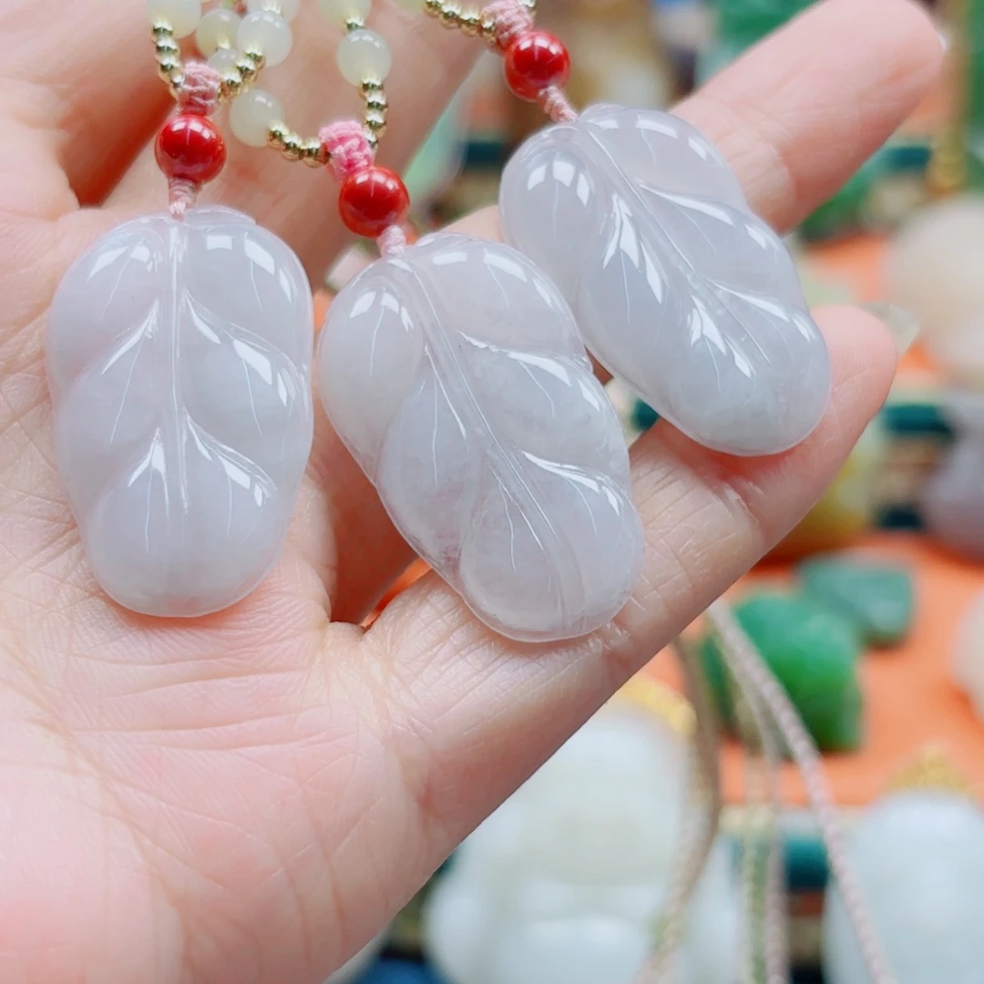 翡翠未镶嵌颈饰多样性发货一件