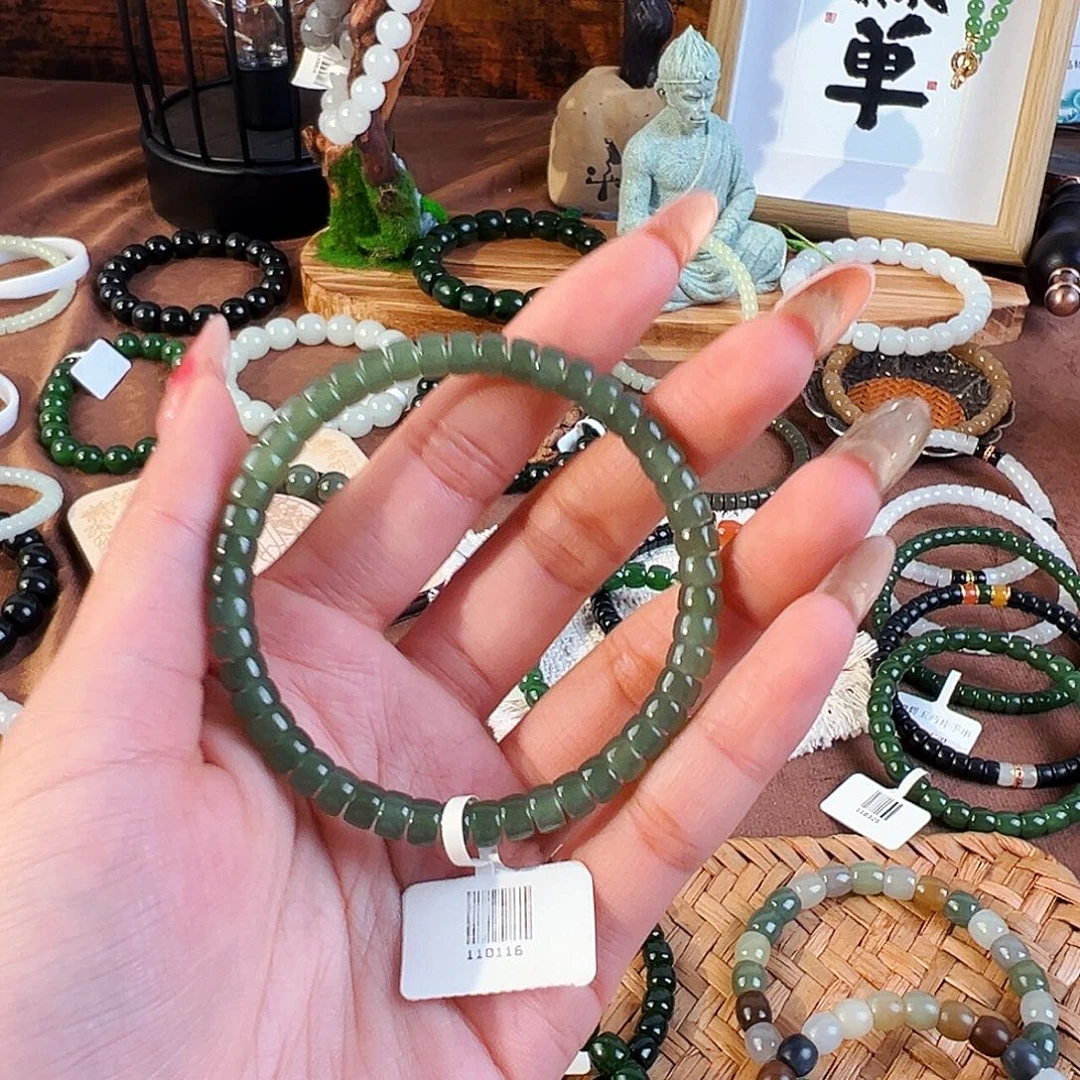 和田玉未镶嵌手串