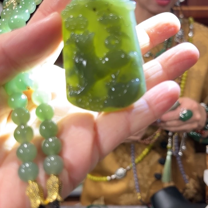 未镶嵌岫玉毛衣链