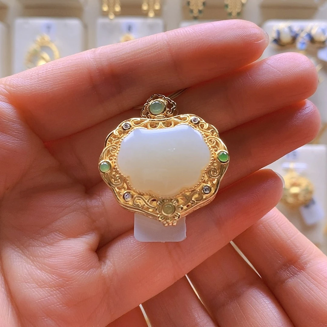 和田玉颈饰银S925镶嵌