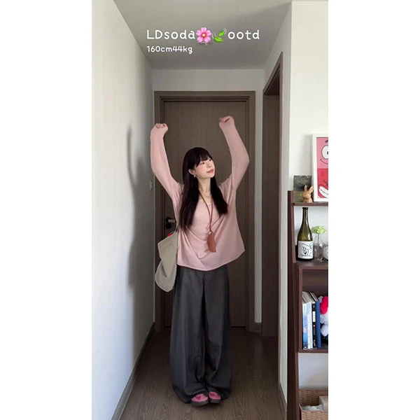 2025早秋新款 U领针织上衣软糯温柔慵懒风套头长袖小衫女裤子套装