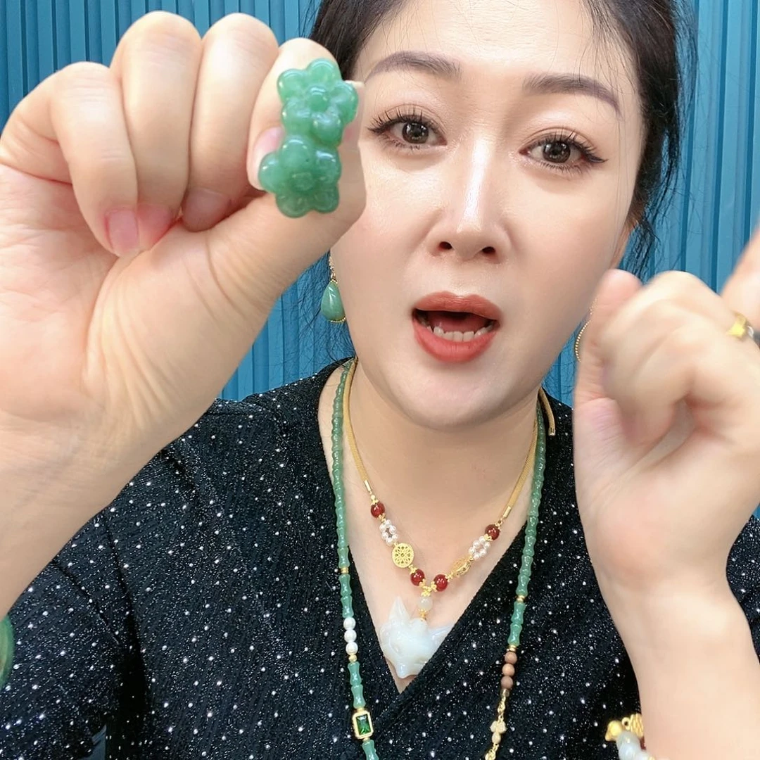 石英质玉手镯合金