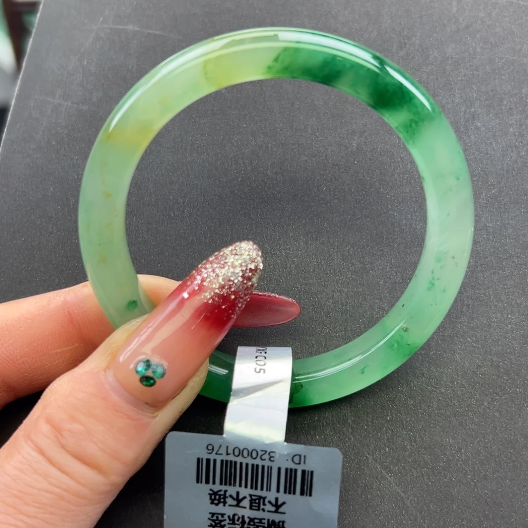 石英质玉未镶嵌手镯秀秀54.3