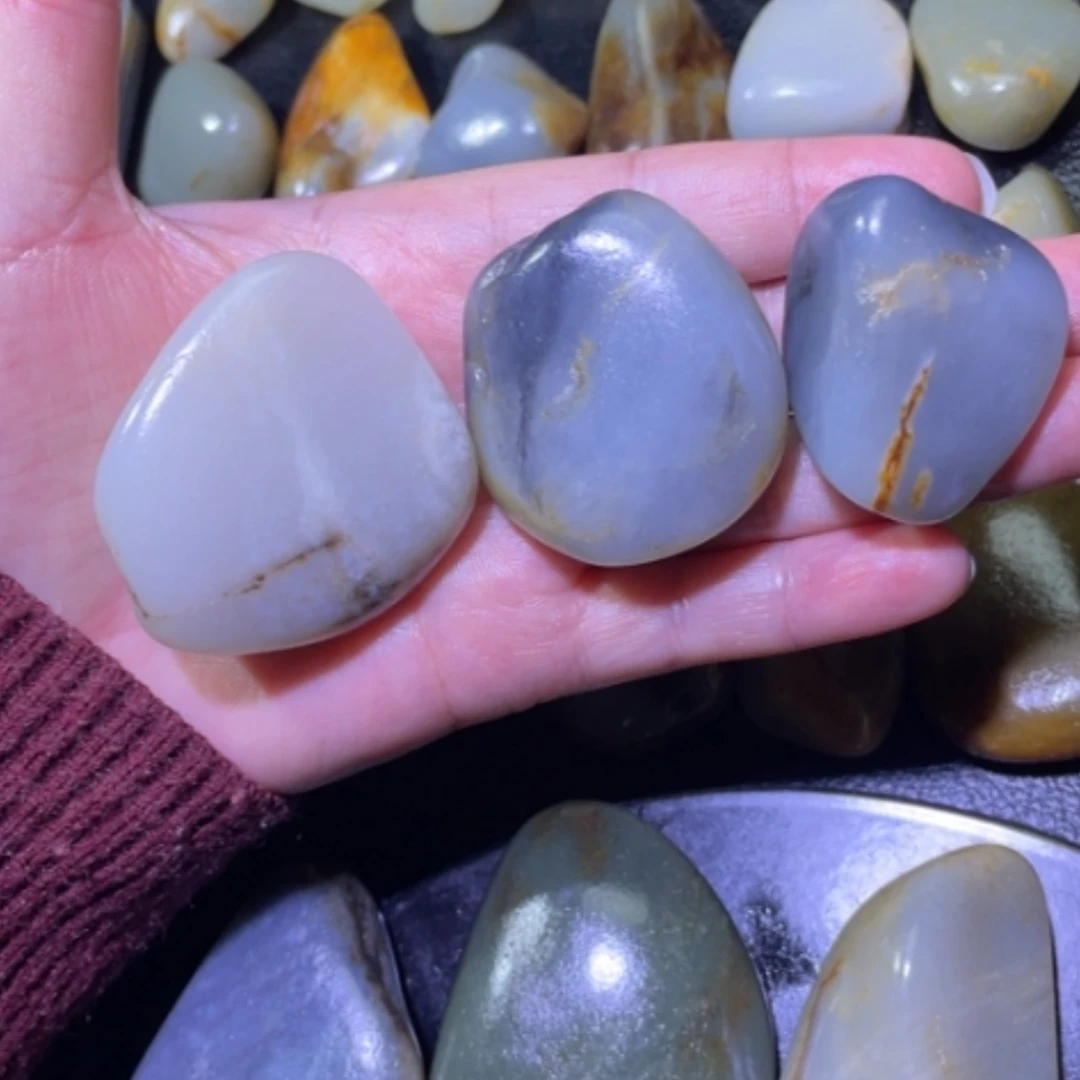 【闪购商品】颈饰未镶嵌和田玉李