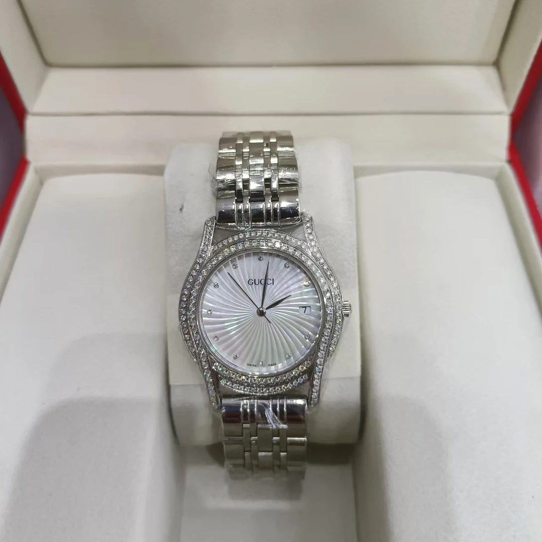 95新 GUCCI/古驰 石英表后镶钻盘35/腕周18/256107113/yy