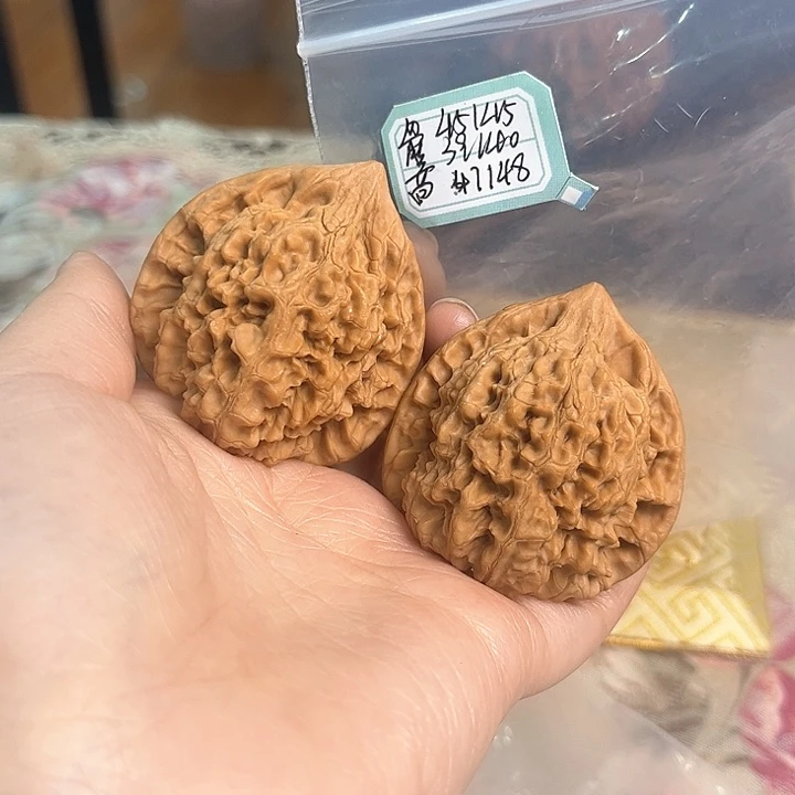 文玩核桃吊坠官帽