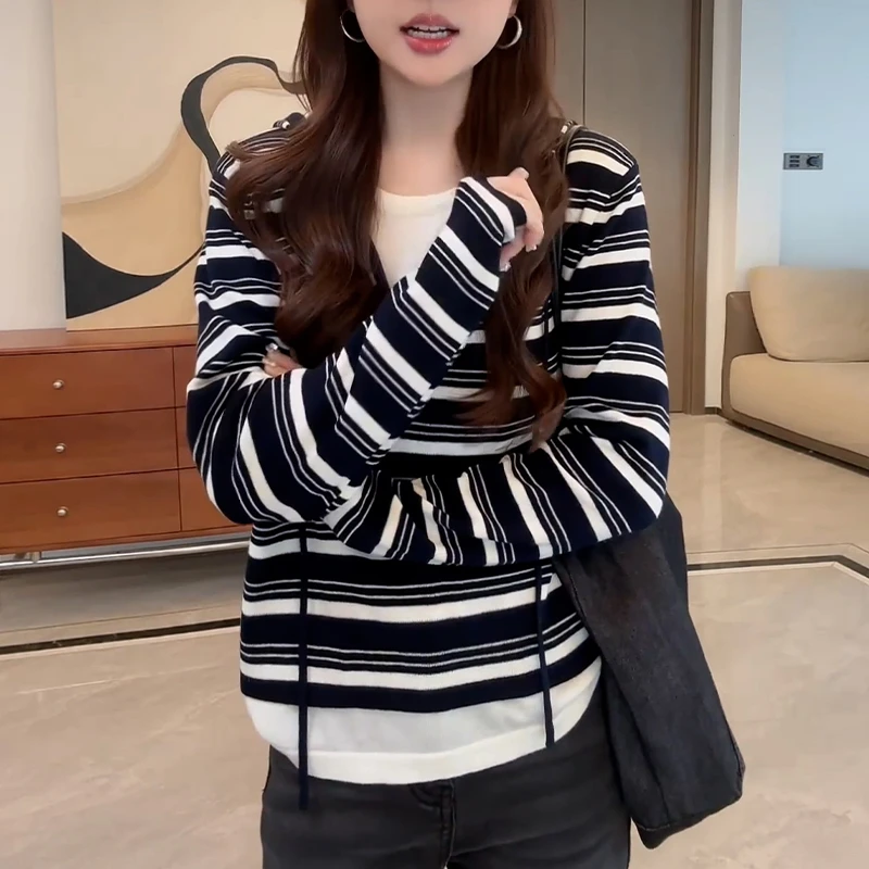 宽松显瘦假两件连帽卫衣2025春秋新款女生韩系ins衣服洋气针织衫