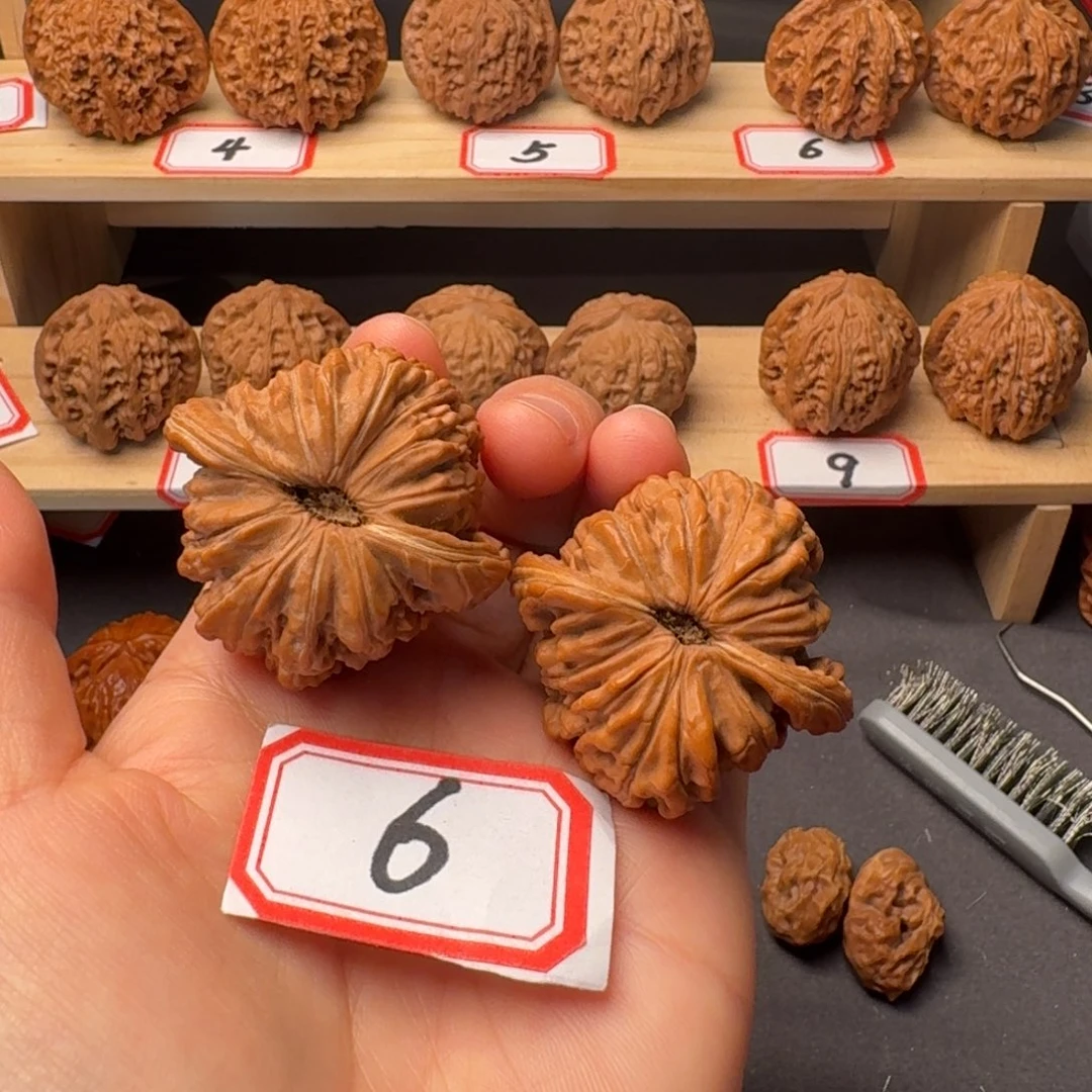 文玩核桃把件全品43尺四座楼