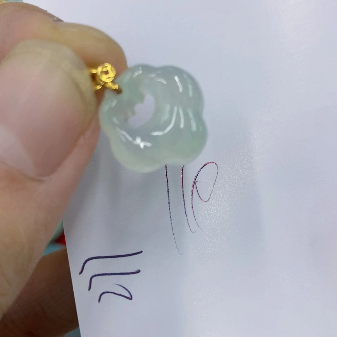 颈饰18K金镶嵌翡翠翡翠
