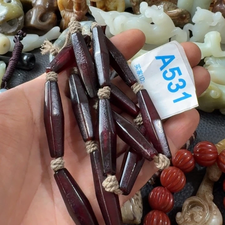 玛瑙/玉髓颈饰合金