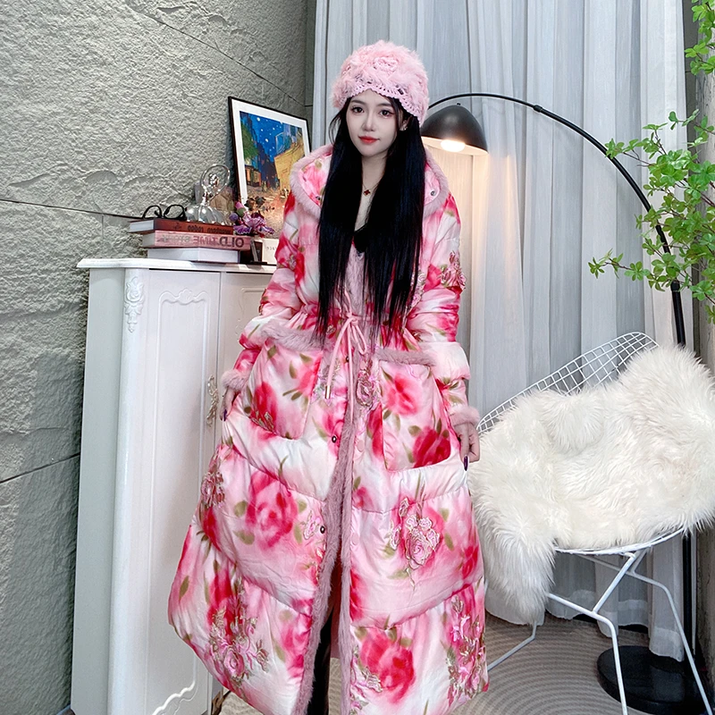 Bikamo/比卡陌2025新款冬季洋气立体花白鸭绒羽绒服 L8172粉色