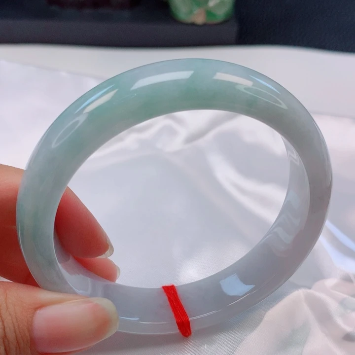 歌***）翡翠手镯未镶嵌57+圈