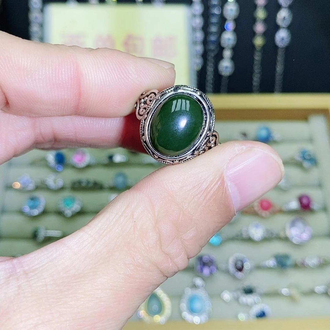 未镶嵌戒指和田玉（碧玉）