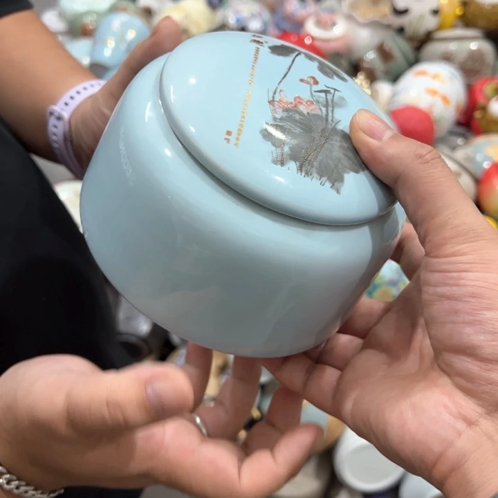 瑕疵福利品陶瓷茶叶罐介意勿拍