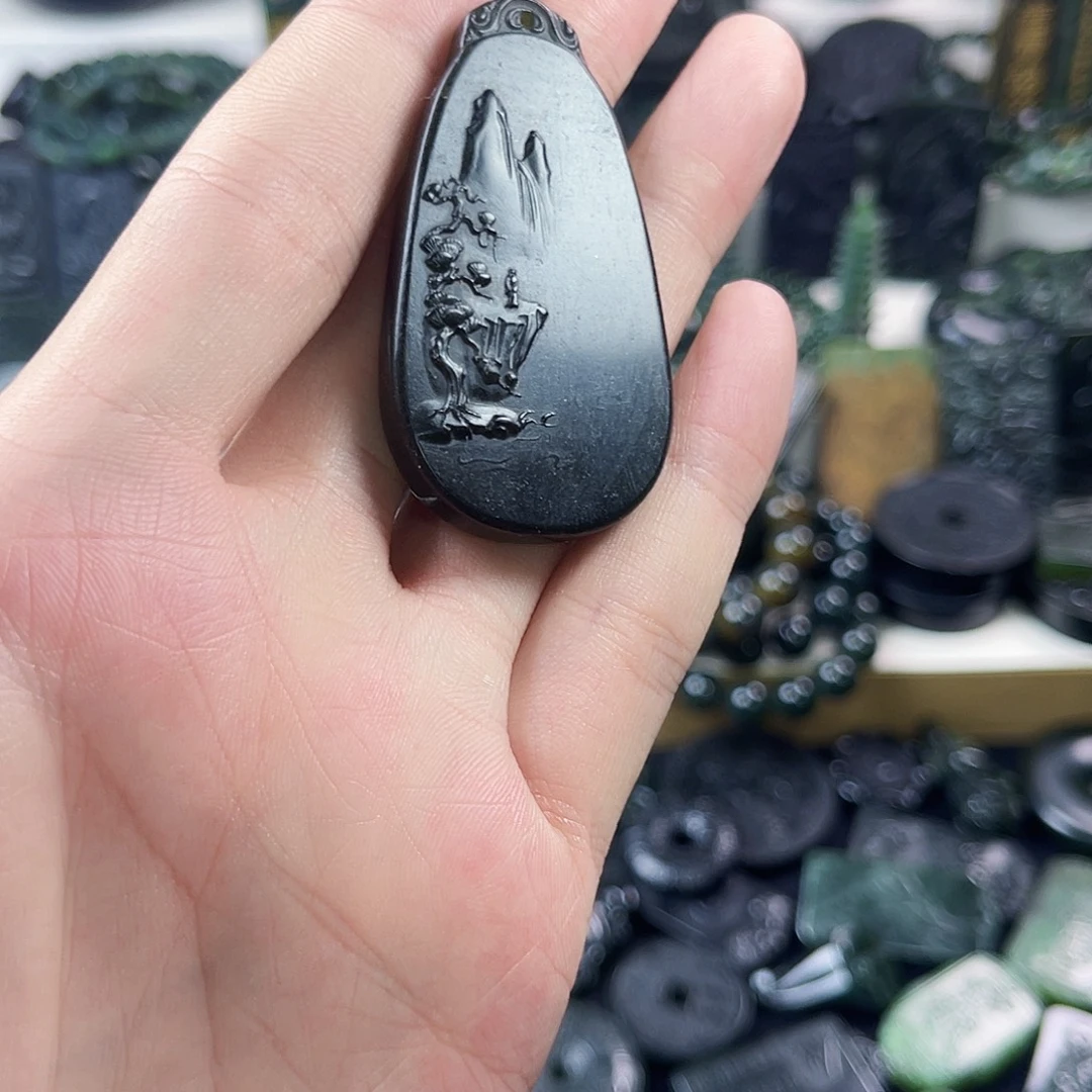 合金泰山玉吊坠碧石