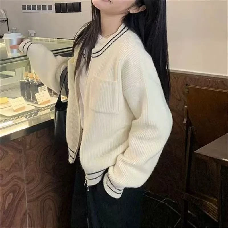 8253【三炫女装】冬季新款双拉链时尚线条百搭开衫拉毛外套上衣