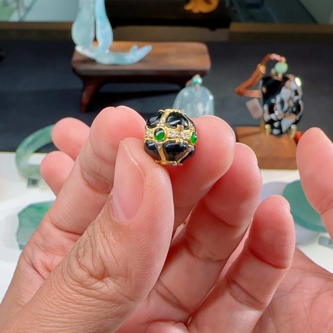 【闪购商品】翡翠颈饰18K金镶嵌堯