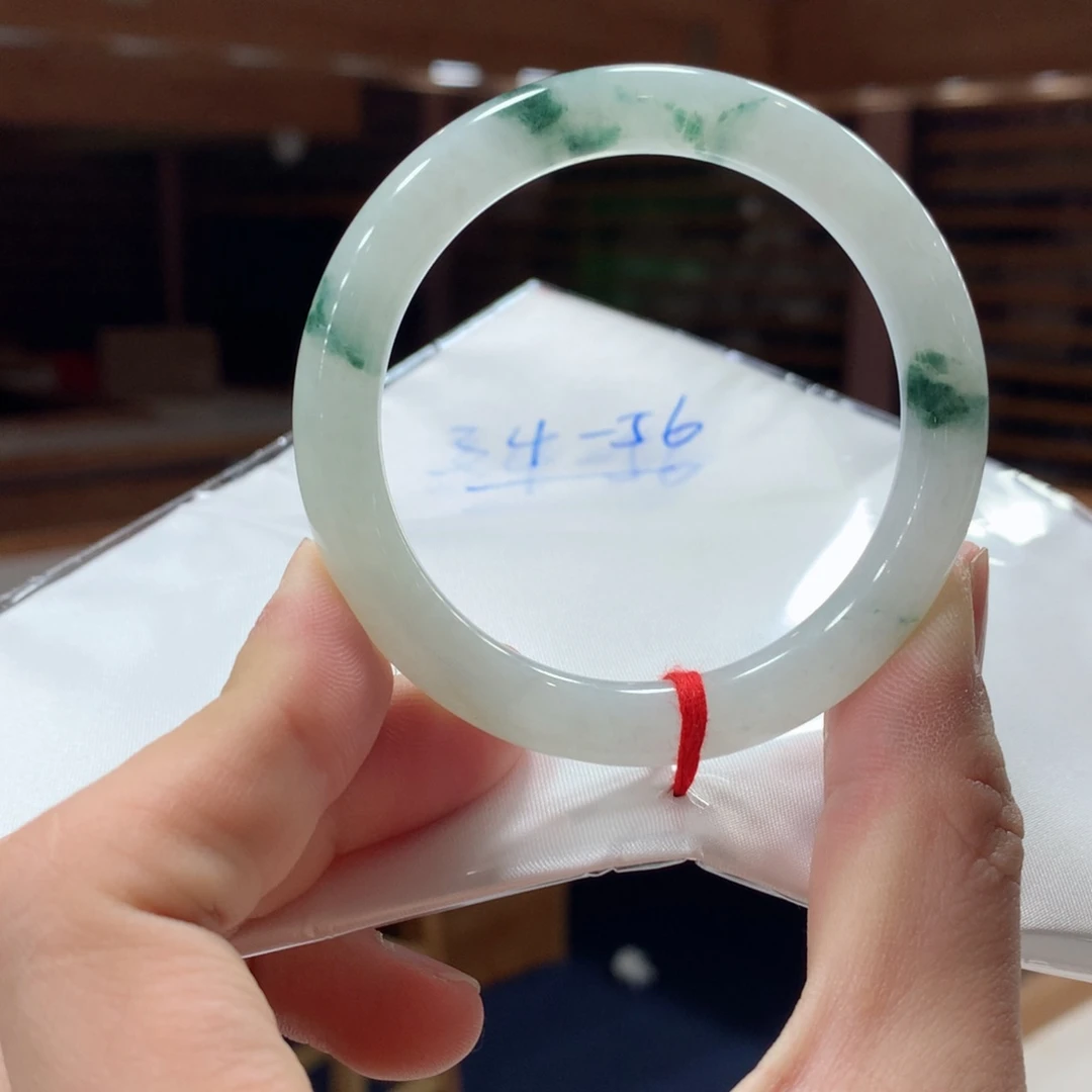 翡翠手镯未镶嵌买断