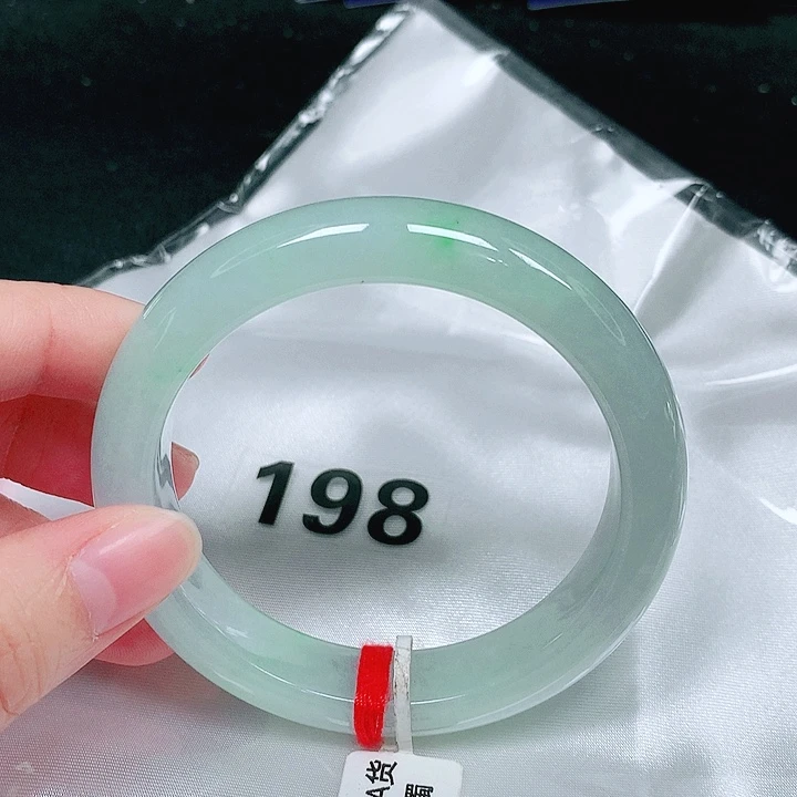 翡翠未镶嵌手镯翡翠手镯未镶嵌