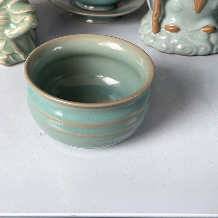 摆件x****n天青釉 弦纹单杯