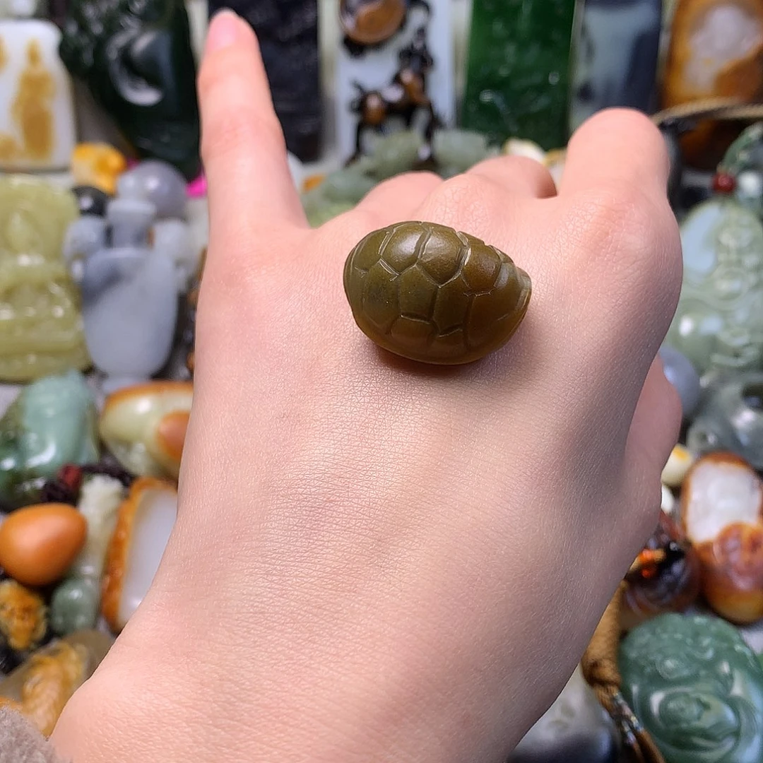 未镶嵌和田玉挂件