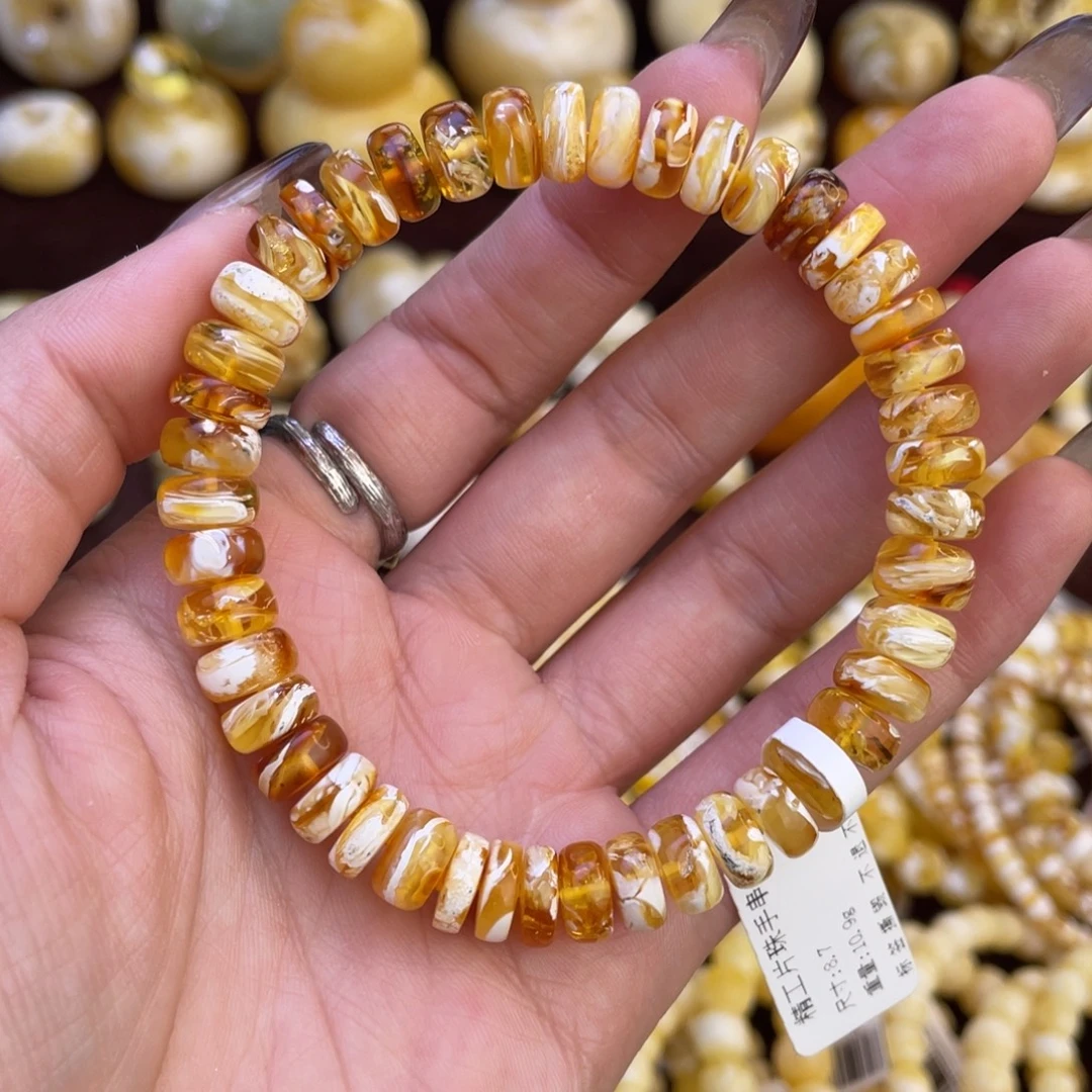 琥珀未镶嵌手链8.7mm沁色拉丝