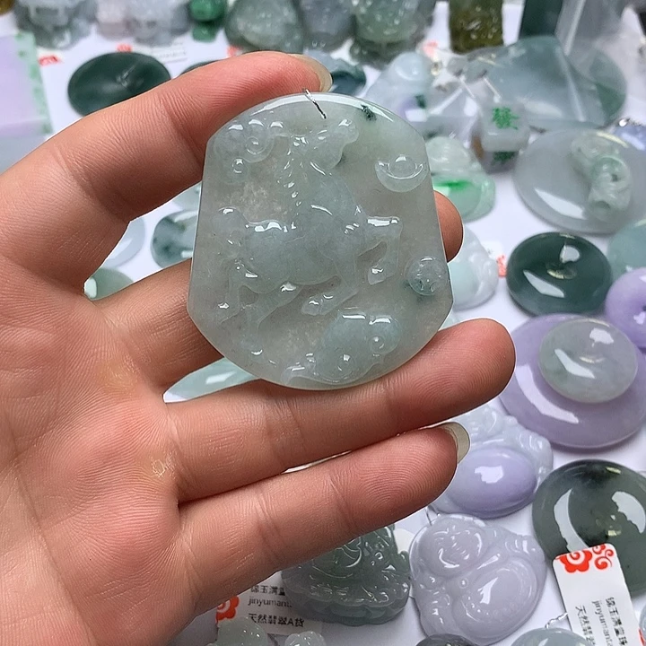 翡翠未镶嵌颈饰天然翡翠