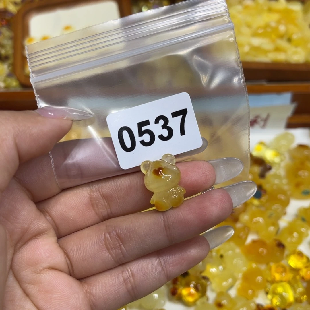琥珀珠宝奇石未镶嵌