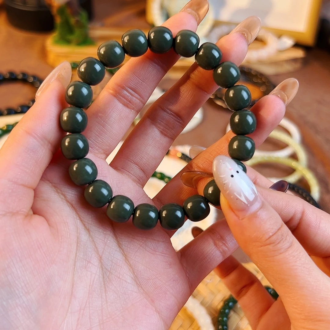 和田玉未镶嵌手串