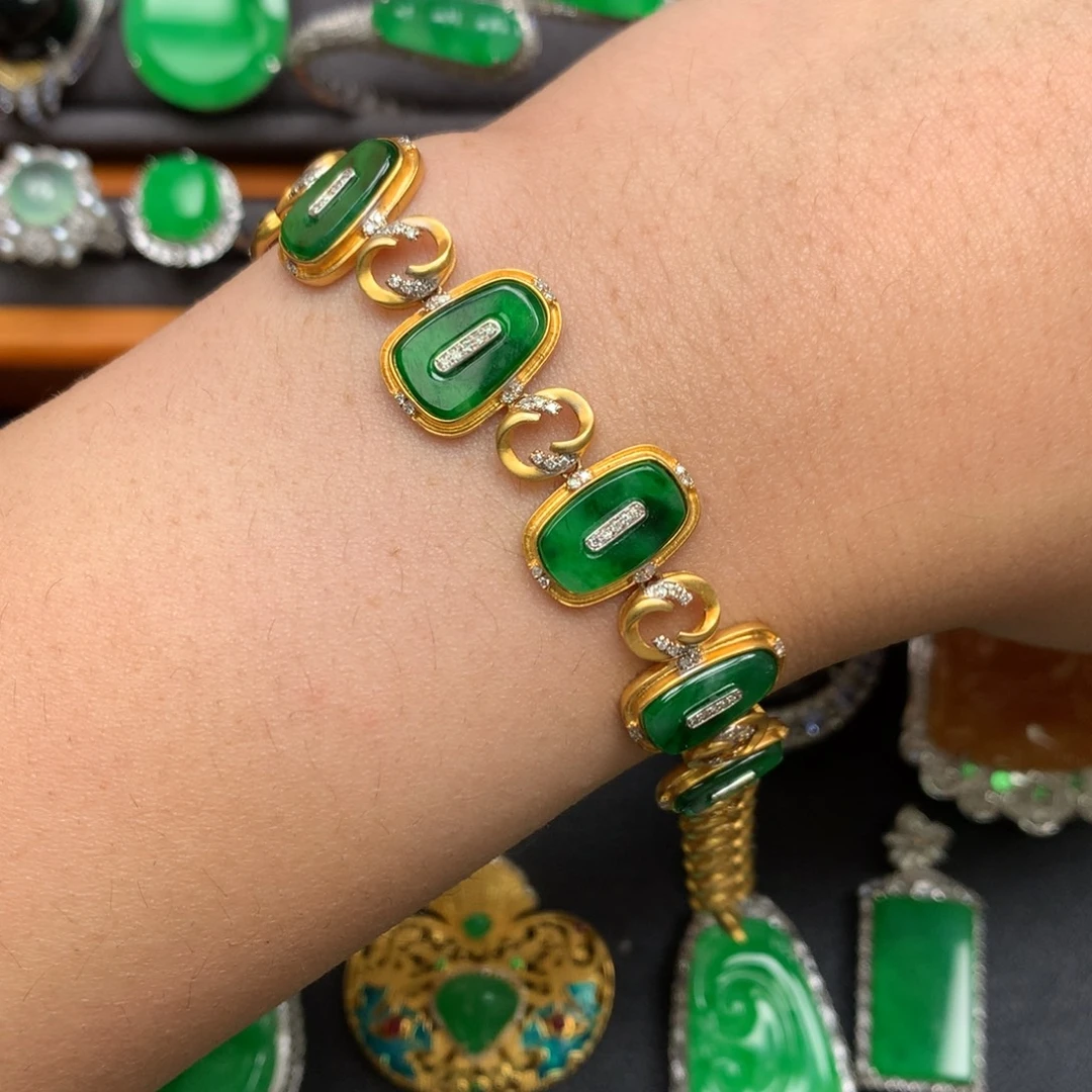 翡翠18K金镶嵌手链