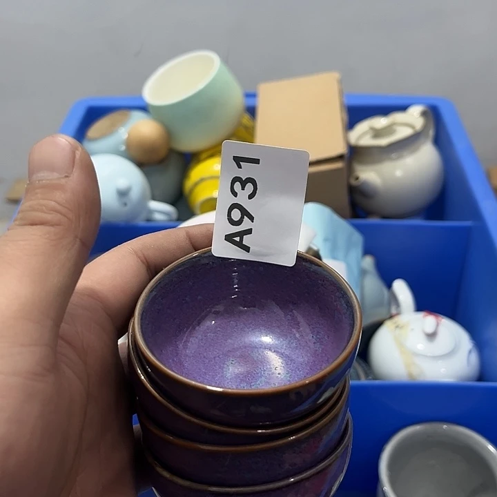 朝***。瓷片茶摆件微瑕介意勿拍