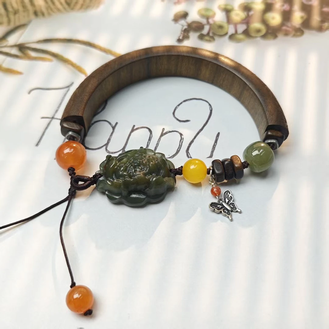 【容颜依旧】和田玉香香半镯 19/25 (多样发其一) XF441