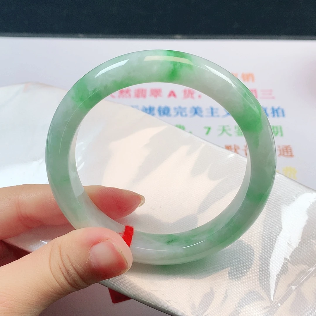 翡翠未镶嵌手镯803