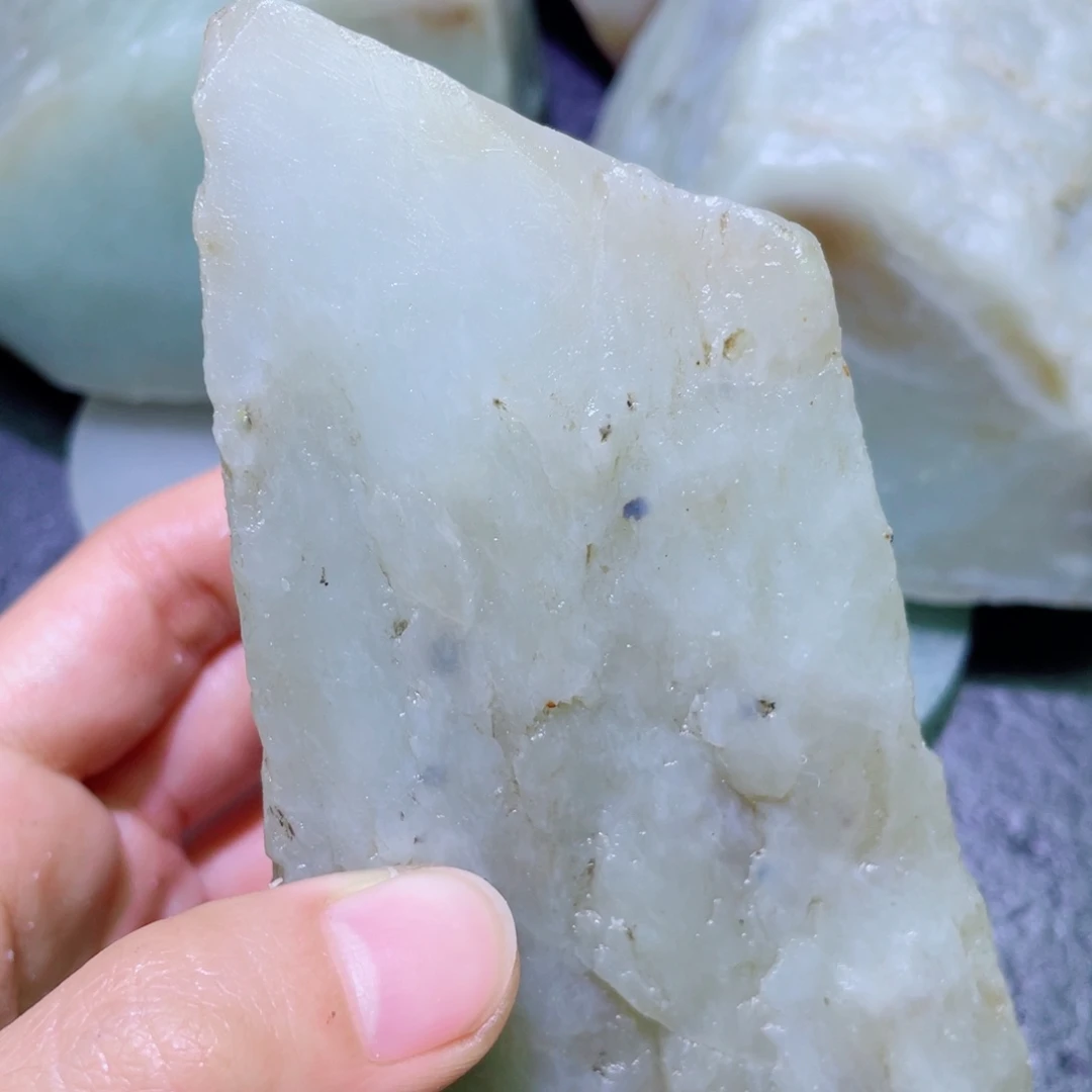 和田玉未镶嵌珠宝半成品