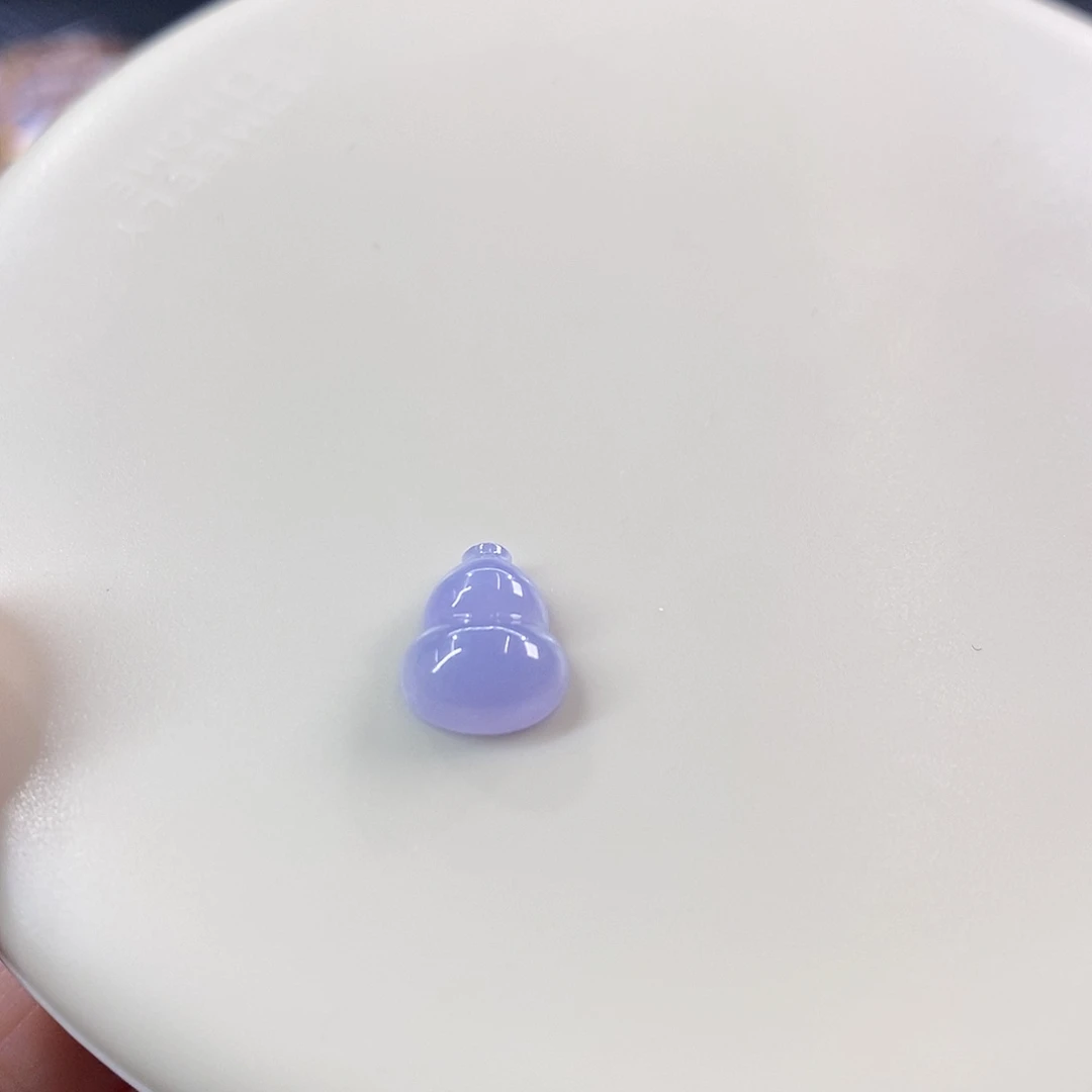 散珠翡翠浓紫葫芦