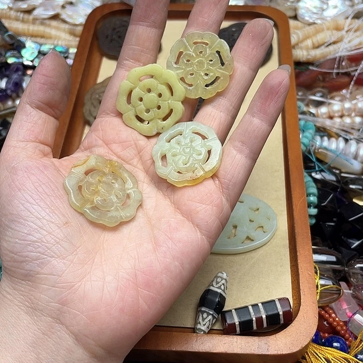 玛瑙/玉髓合金珠宝半成品2个袖玉花花