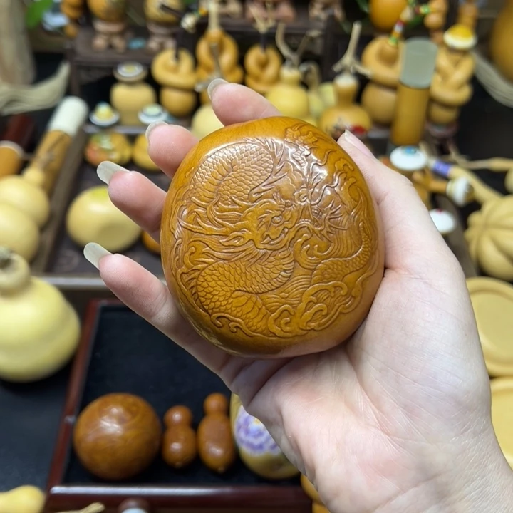 布***斯大叶紫檀（黑酸枝木类）