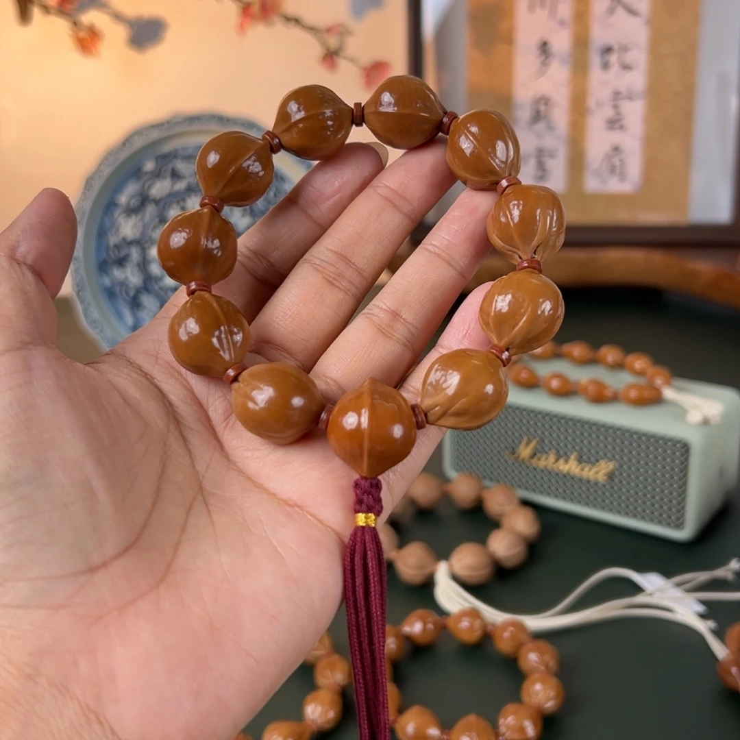 手串橄榄核19×23鲨鱼背