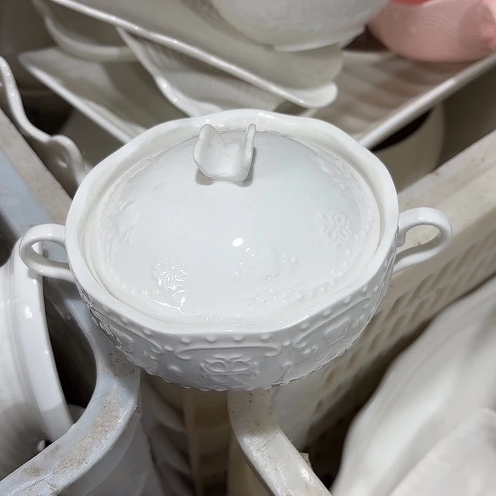 碟两个炖盅工厂库存微瑕产品