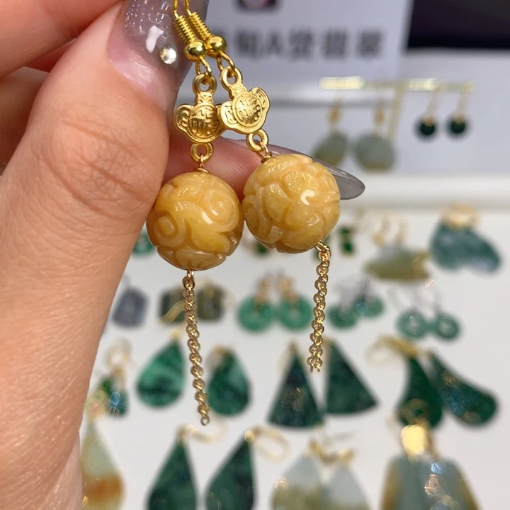 翡翠未镶嵌耳饰耳饰