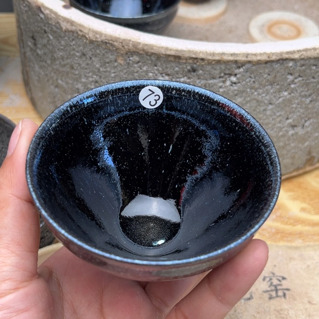 茶盏义兴龙窑坚持真柴烧