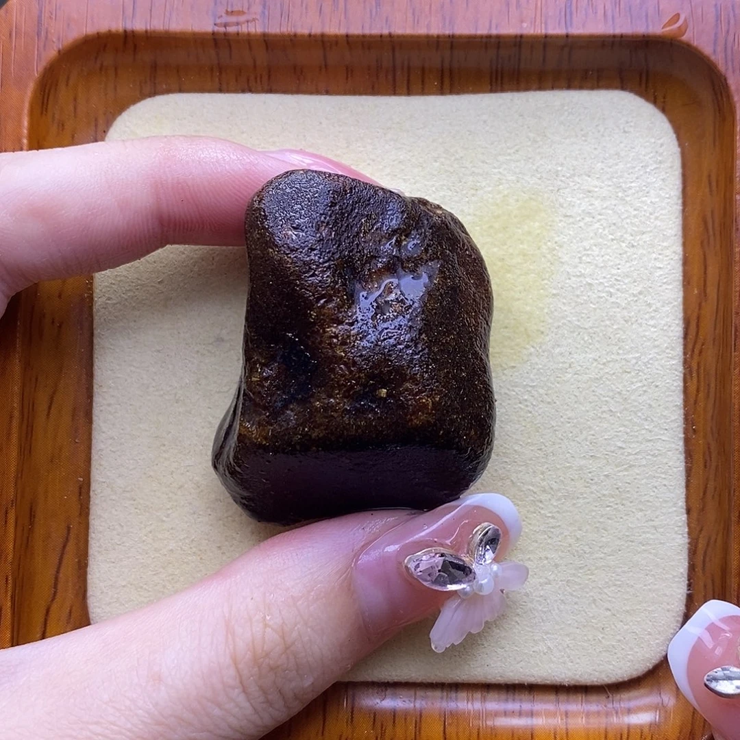 定制琥珀未镶嵌陈