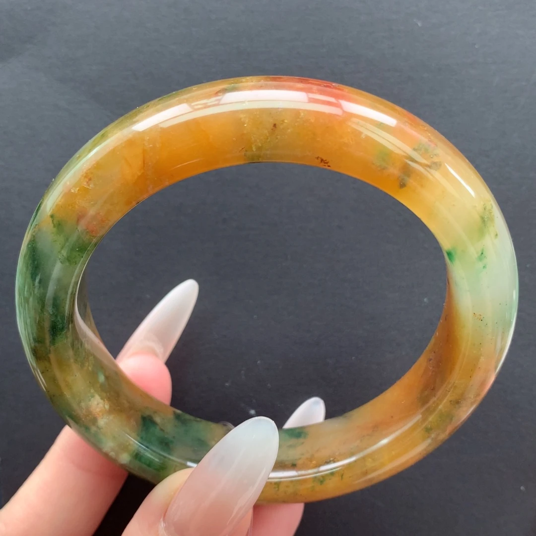未镶嵌手镯石英质玉